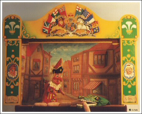 Geoff Felix - Puppeteer and Punch and Judy performer